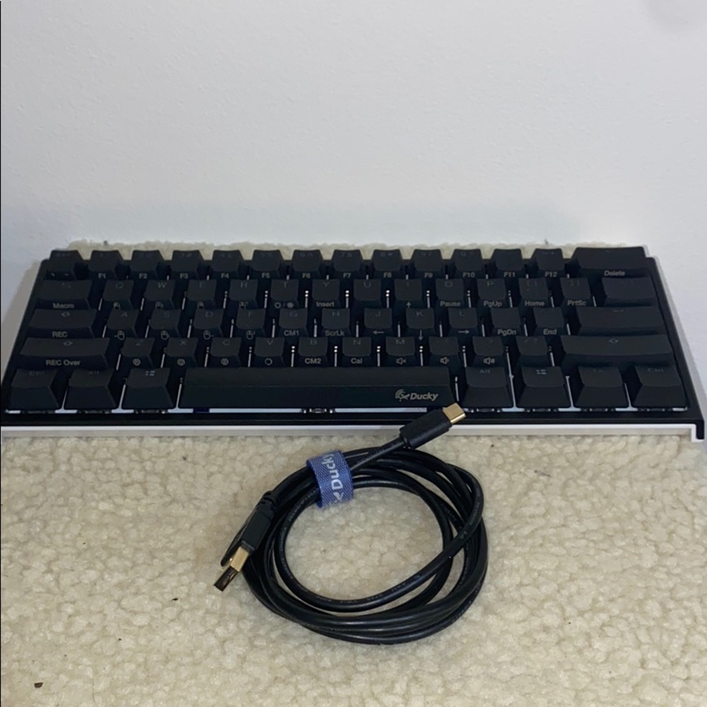 Ducky One 2 Mini - Picture 4 of 5